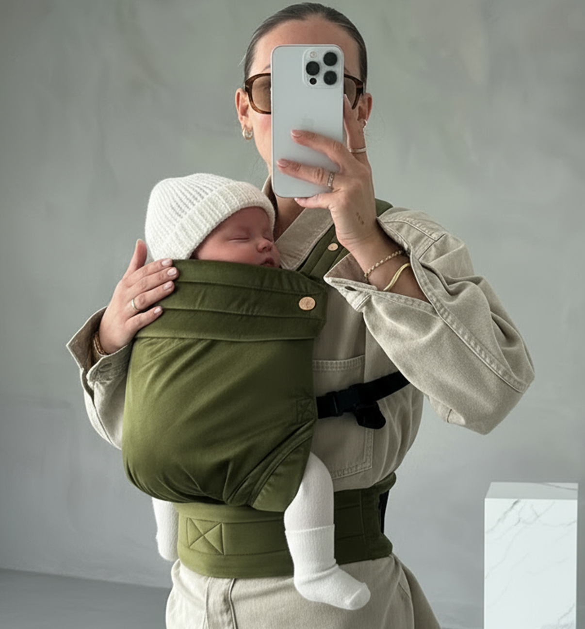cedar-green-baby-carrier-main.png