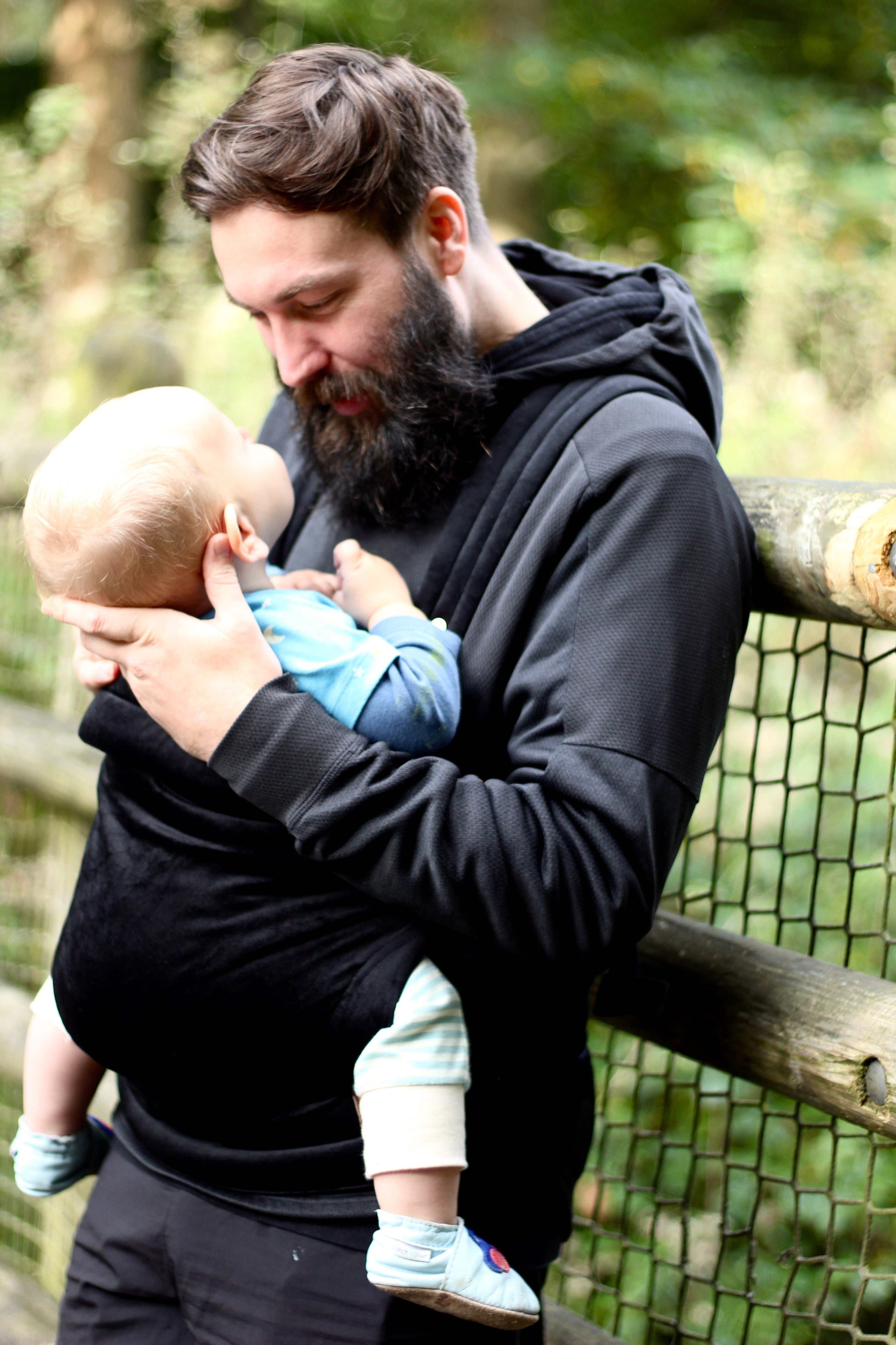 Babywearing Through Growth Spurts: Adjusting for Comfort