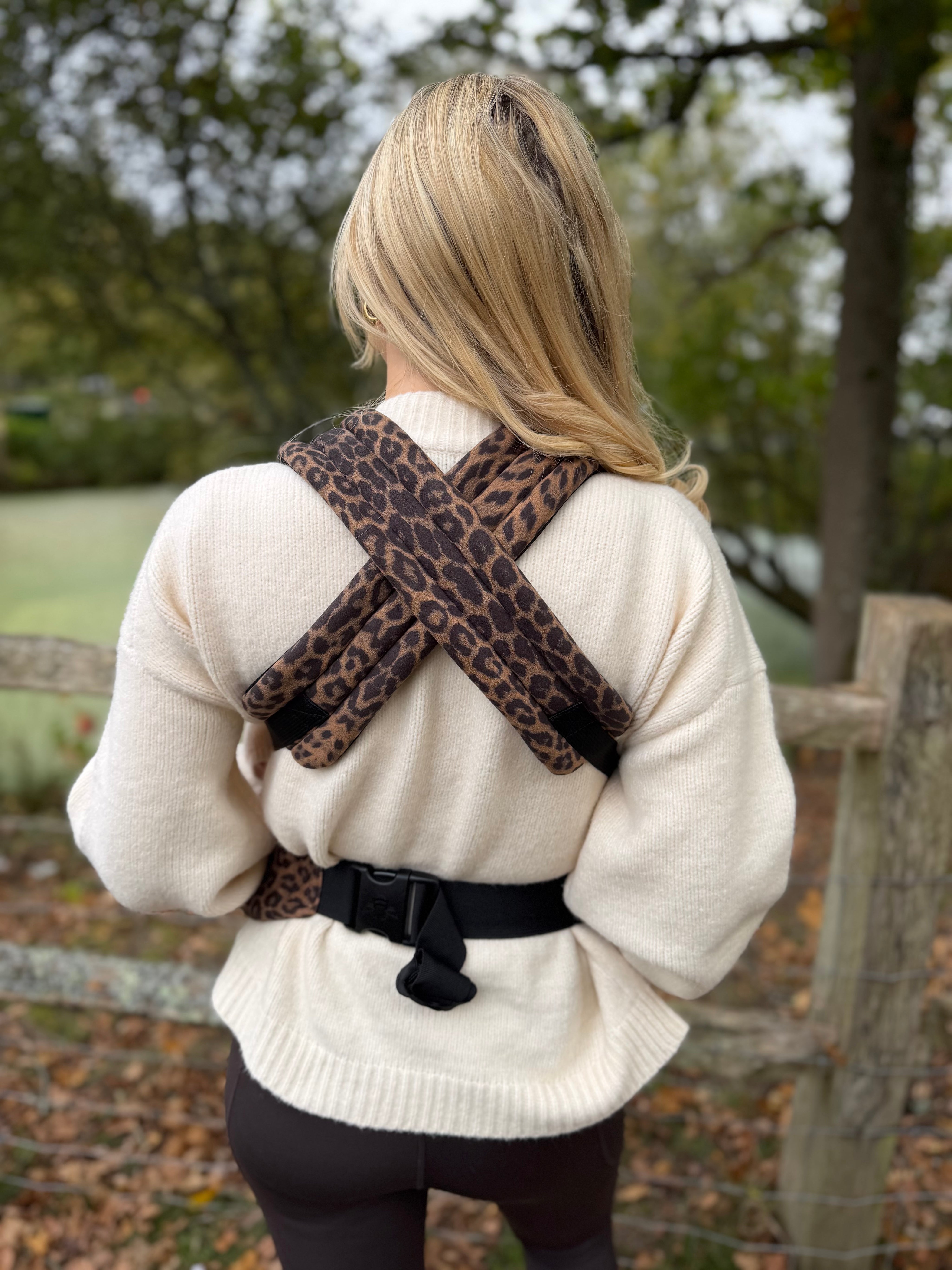 adjustable waist &amp; shoulder straps