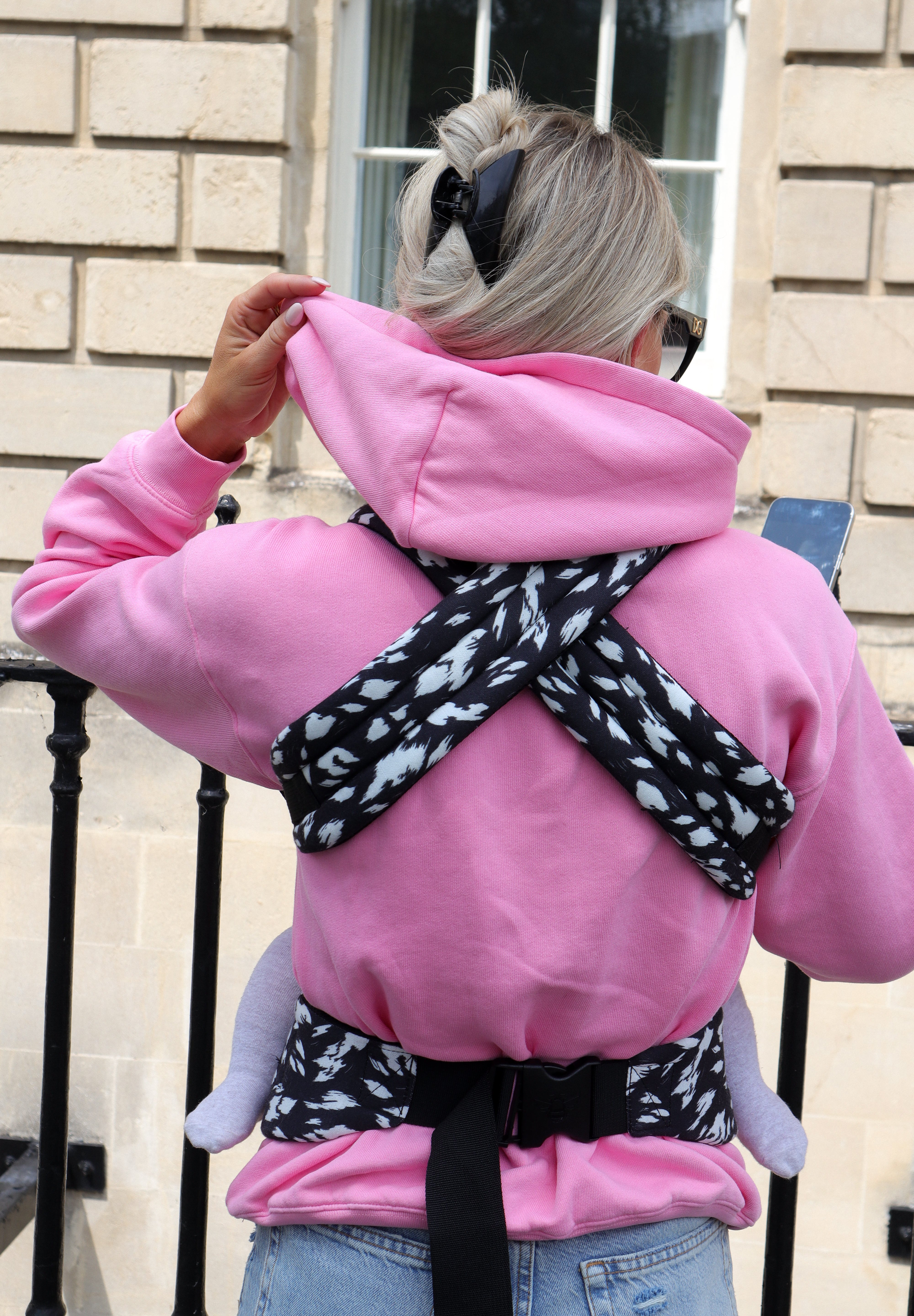 Nomad Air Monochrome Print Baby Carrier - Orca