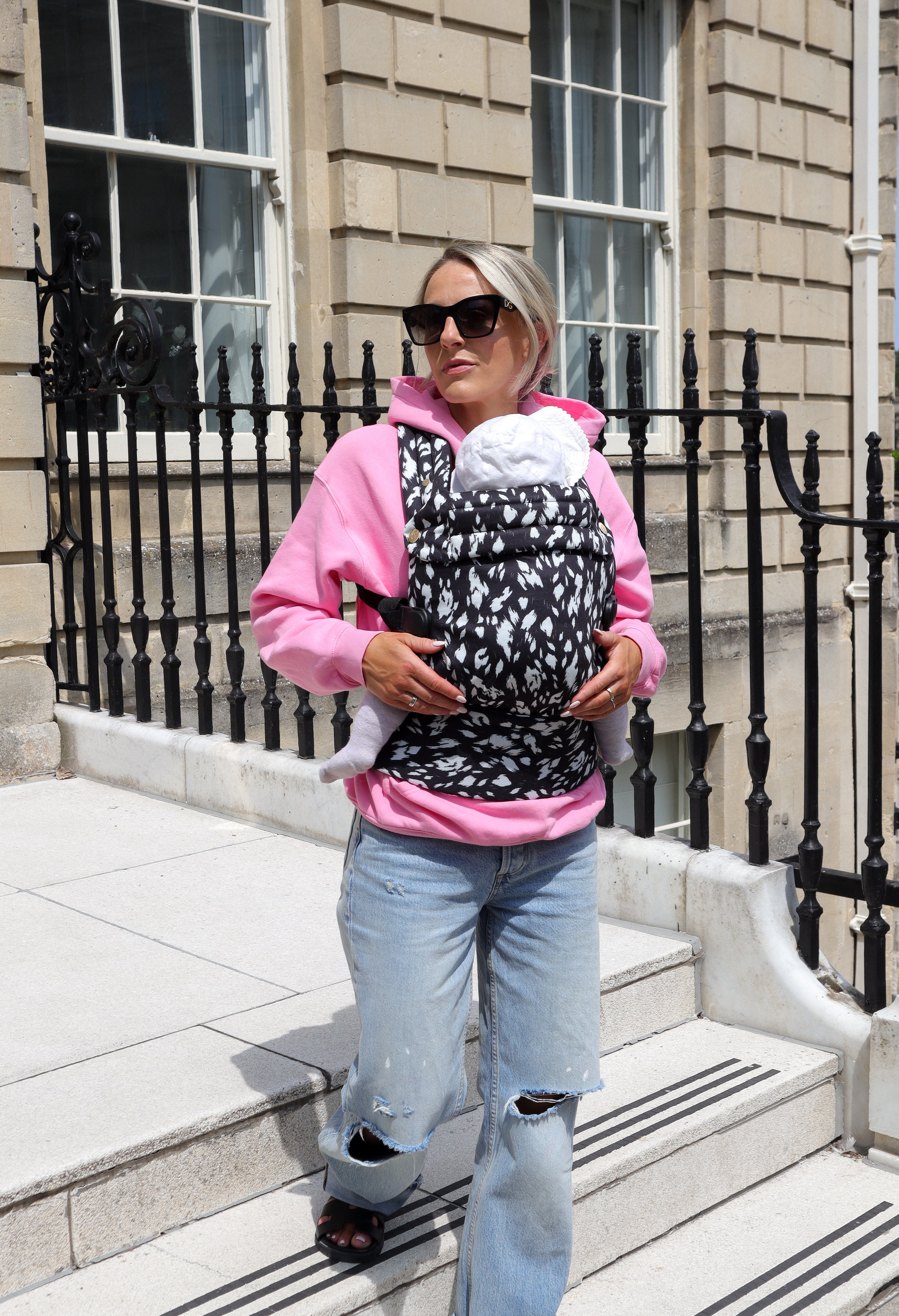 Nomad Air Monochrome Print Baby Carrier - Orca