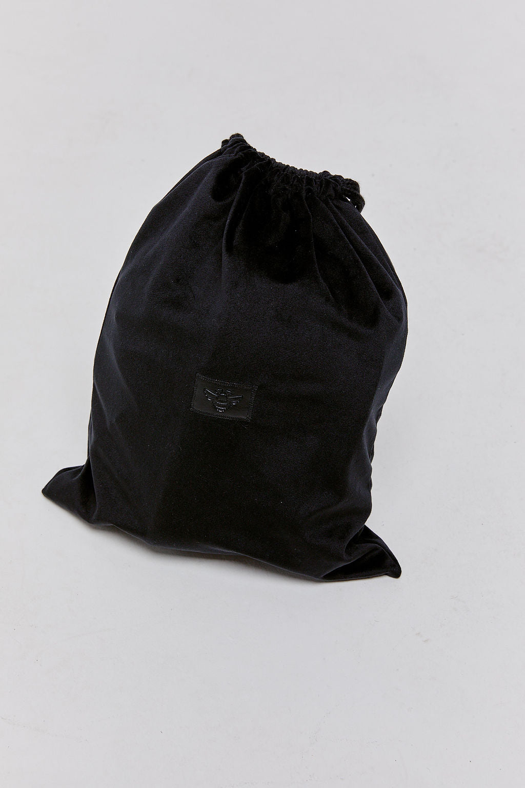 Nomad Air Black Velvet Travel Bag
