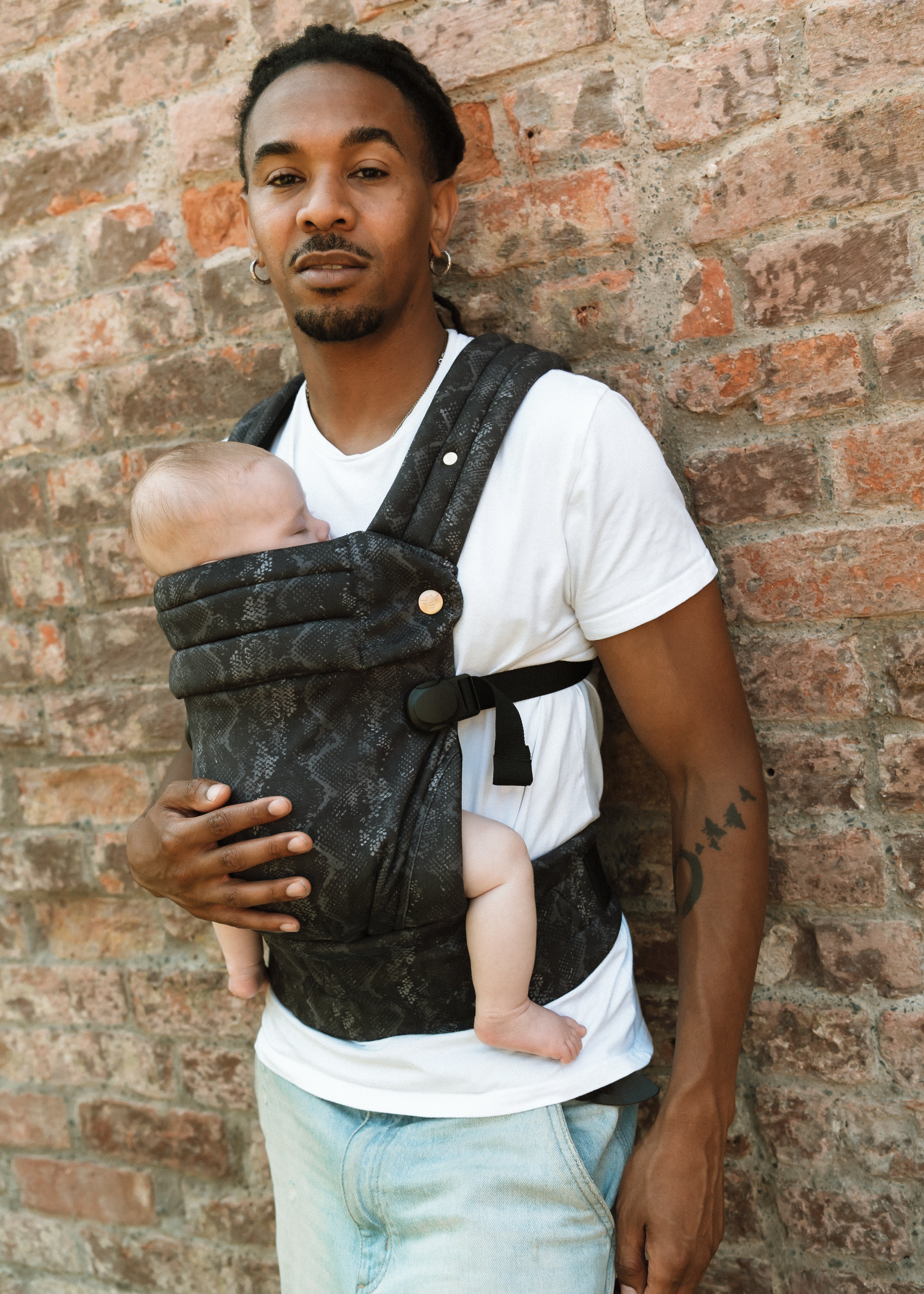 nomad-air-babycarrier-snakeskin-2.jpg