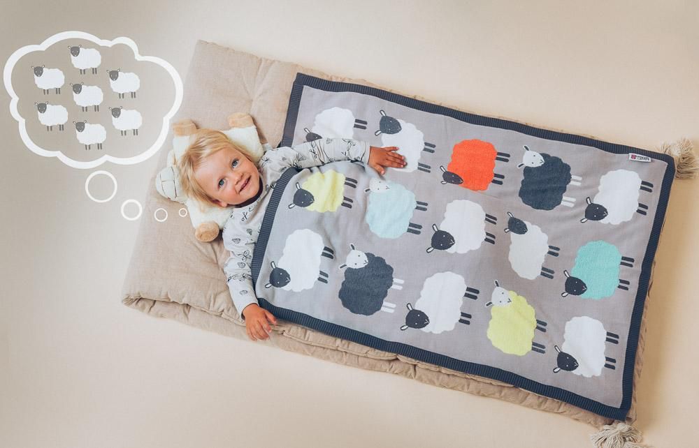 Knitted Blanket - The Flock - 1